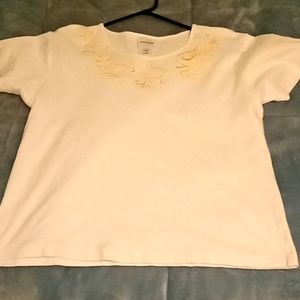 Ladies XL petite decorated originals top off white!